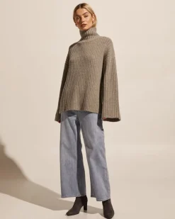 zoe kratzmann Bottoms|Beacon Jean-Washed Denim