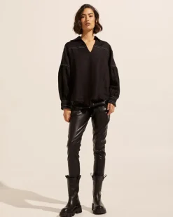 zoe kratzmann Tops|Bounty Top-Black