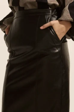 zoe kratzmann Bottoms|Tour Skirt-Black